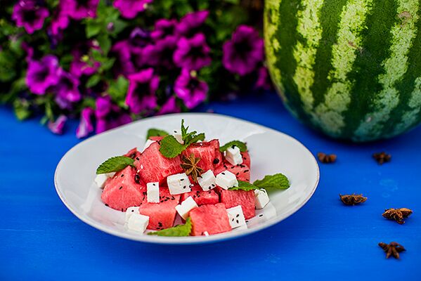 Watermelon salad with cheese in addition to the menu of the fermented milk version of the watermelon diet