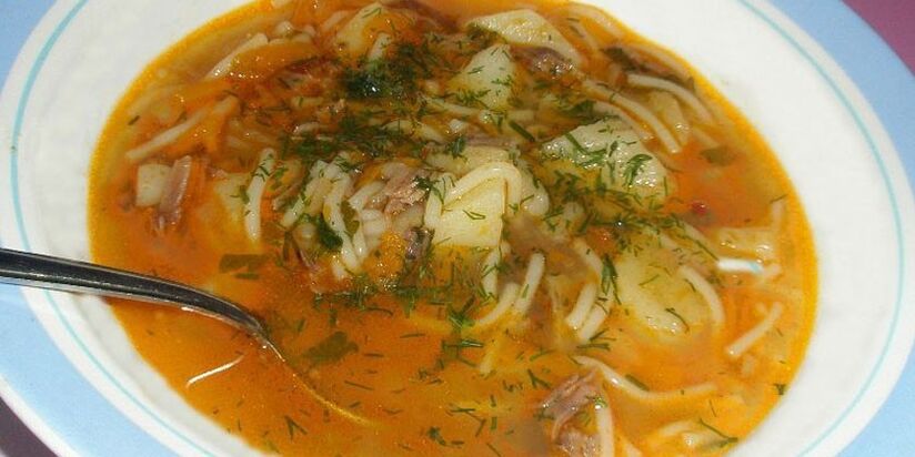 Chicken soup with potatoes and porridge in the diet of people prone to allergies